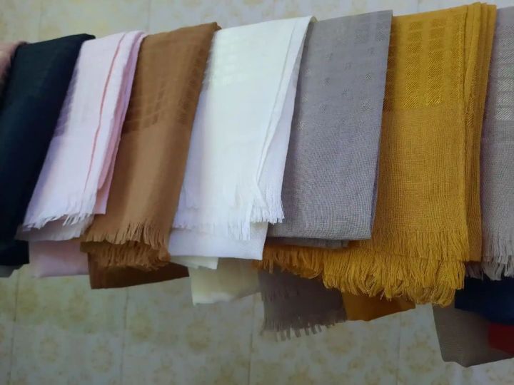 Hijab%20for%20Girls%20scarf%20%20women%20lawn%20hijab%20stroller%20-%20Image%204