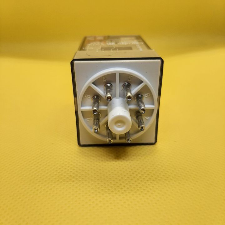 FINDER%2060.12%20220VAC%20RELAY%20with%20Base%20-%20Image%203