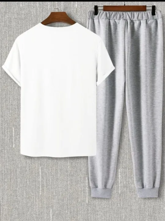 Summer%20Tracksuit%20for%20men%20with%20New%20Luxury%20Design%20-%20Image%205