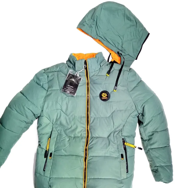 Trendy%20Parachute%20Puffer%20Jacket%20for%20Men%20And%20Women%20%7C%20Synthetic%20Insulation%20Puffer%20Suitable%20for%20Extreme%20Cold%20Weather%20with%20Removable%20Hood%20and%20Ribbed%20Cuffs%20-%20Image%202