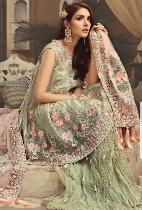 Serene%20Premium%20by%20Urooj%20Collection%20-%20Image%204