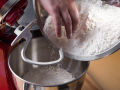 Imported Dough Maker Machine, Stand Mixer, Kneading Machine. 