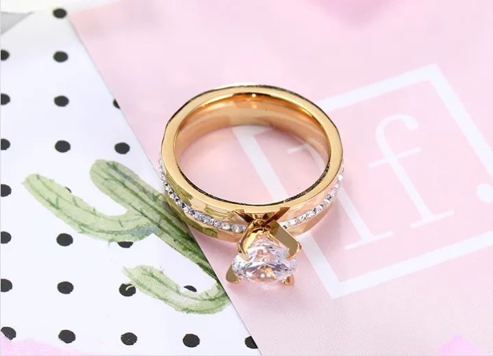 Fashion%20Trendy%2018K%20Gold%20Plated%20Jewelry%20Ring%20Titanium%20Steel%20Couple%20Diamond%20Wedding%20Ring%20for%20Gift%20-%20Image%208