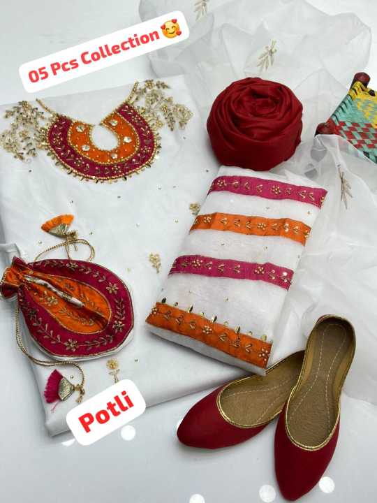 Kapra%20wala%20Wedding%20Season%20Organza%20Base%20Heavy%20Multi%20Applick%20Gotta%20&%20HANDMADE%20Work%20Shirt%20Sleeves%20Multi%20Applick%20Handmade%20heavy%20Organza%20Embroided%20Dupatta%20Kattan%20silk%20Plain%20Trouser%20-%20Image%203