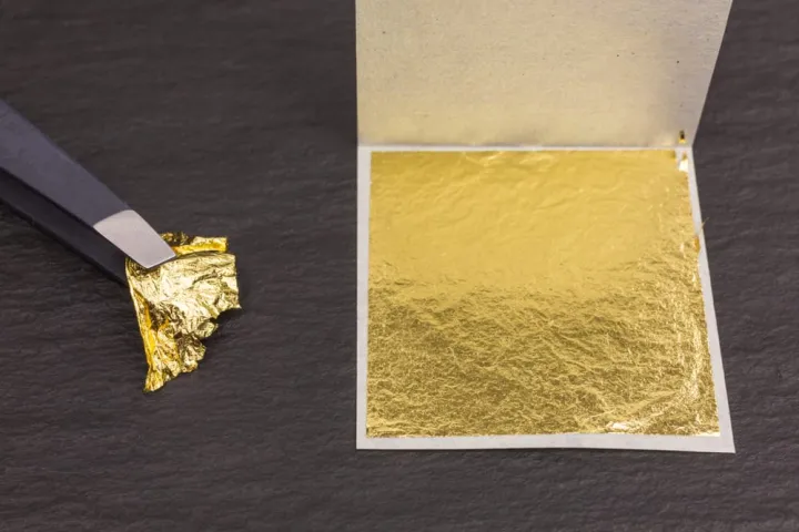 Golden/Silver/Copper%20Foil%20Leaf%20Sheet%20(6x6%20Inch%20Each)%20-%20100%20Pcs%20-%20Image%206