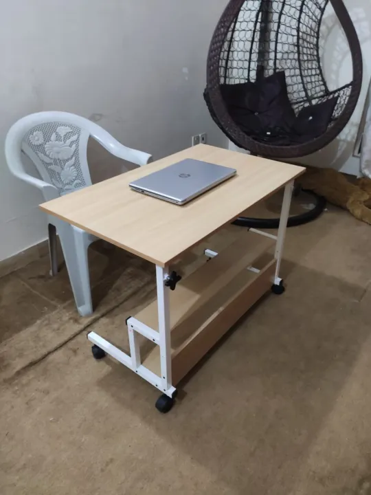 Adjustable%20Laptop%20Table/%20Study%20Table%20/%20Computer%20Table%20/%20Coffee%20Table%20/%20Executive%20Table%20-%20Image%204