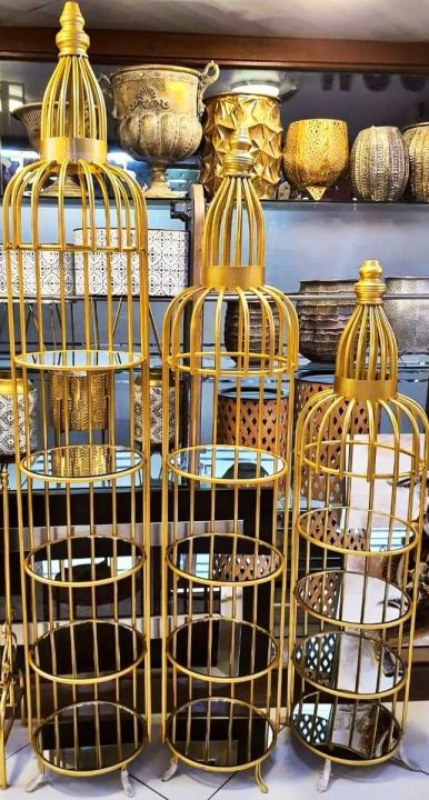 Golden%20cage%20-%20Image%204