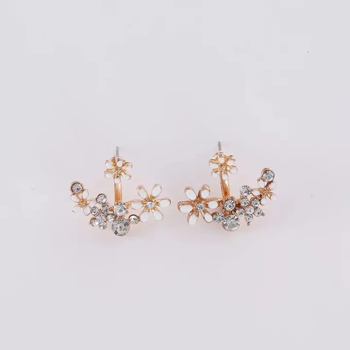 Cute%20Floral%20Stud%20Earrings%20-%20Image%205