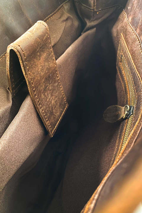 Genuine%20Leather%20Backpack%20for%20Men%20Vintage%2015.6%20Inch%20Laptop%20Bag%20Multi%20Pockets%20Rucksack%20Casual%20Travel%20Daypack%20Brown%20-%20Image%208