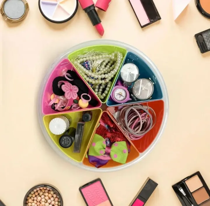 Round%20Masala%20Box%20(Spice%20Box)%207%20In%201%20Partition%20Kitchen%20Seasoning%20Box%20Masala%20Box%20-%20Image%203