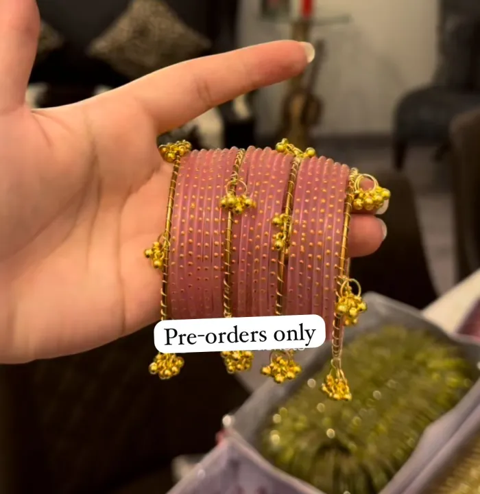 Traditional%20Kashmiri%20Rainbow%20Bangles%20%E2%80%93%20Bright%20Color%20Bangles%20Set%20for%20Girls%20-%20Image%203
