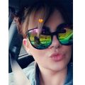 2020 Luxury Designer Sun Glasses Fashion Coating Sunglasses Cat Eye Glasses Frame Oversized Mirror Oculos Vintage Eyewear Shades. 