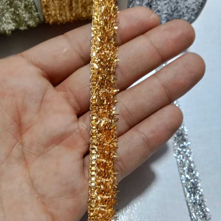 Trendy%20Gota%20Patti%20Lace%20(8%20Yards)%20%7C%20Stylish%20Border%20Lace%20for%20Dupattas,%20Bridal%20Dresses%20&%20Ethnic%20Wear%20-%20Image%207