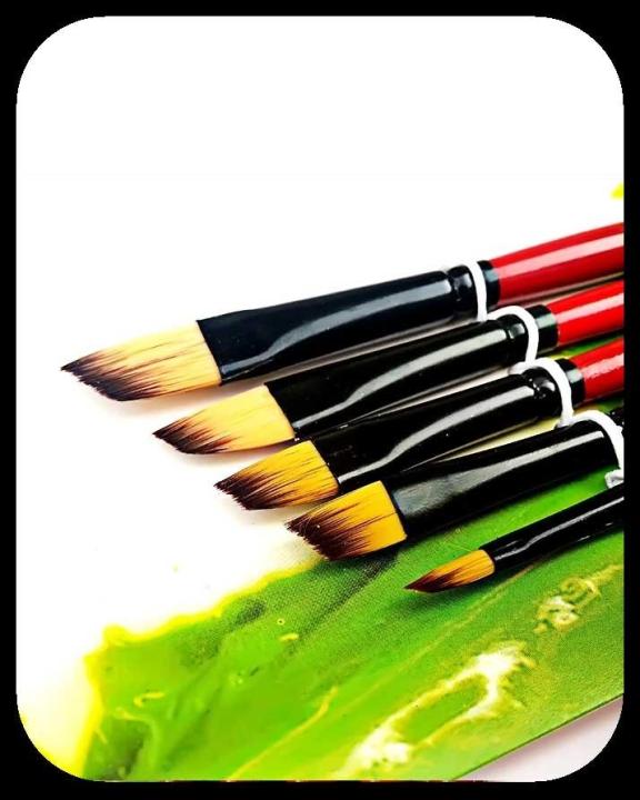 Angular%20Royal%20Art%20Paint%20Brush%20Set%20of%205%20-%20High%20Quality%20Brushes%20-%20Image%204
