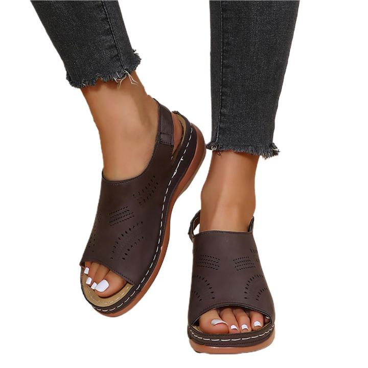 Casual Shoes Adjusting Buckle Thick Sole Hollow Out Summer Sandals |  Daraz.pk