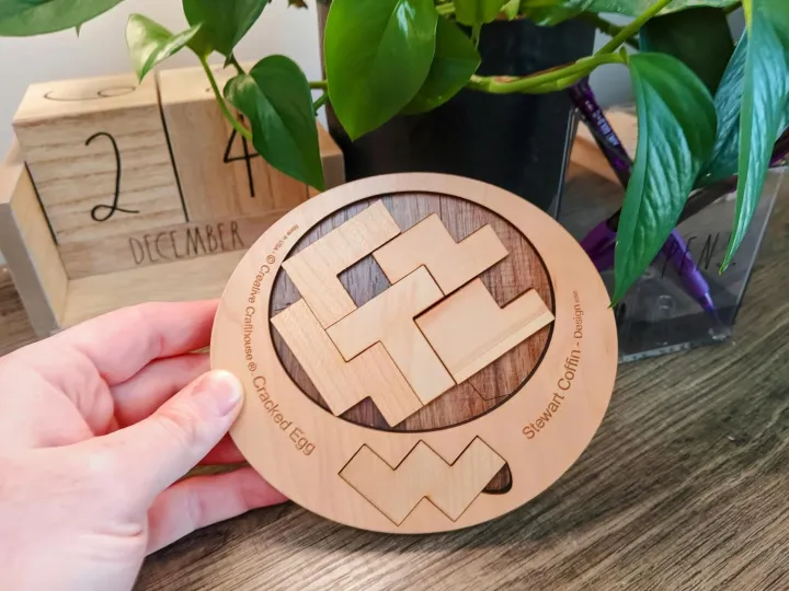 Difficult%20Puzzle%20for%20Adults%20-Cracked%20Egg%20Wood%20Puzzle%20Brain%20Teaser%20for%20Teen%20and%20Kids%20-%20Image%204