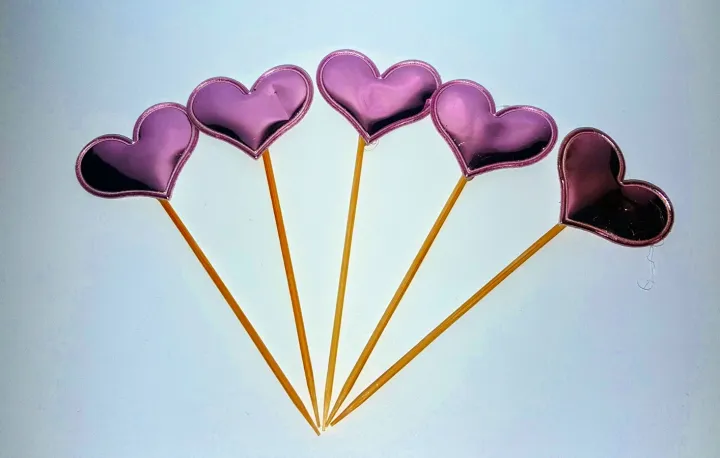 Pack%20of%205%20%20Cake%20Topper%20(Purple%20HEART%20Shape%20Toppers%20-%20Sweets%20Picker)%20-%20Image%208