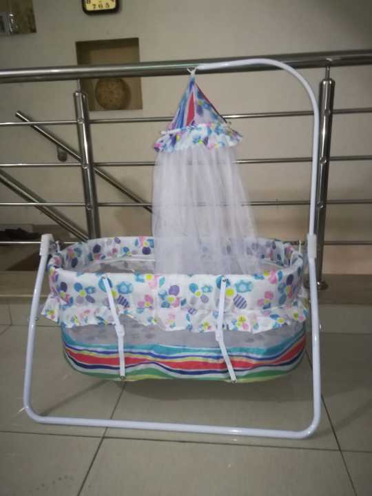 Baby%20Swing%20Cot%20&%20Cradle%20With%20Stand%20Support%20&%20Mosquito%20Net%20-%20Image%208
