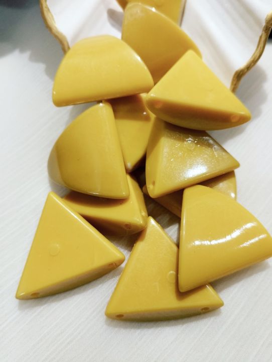 Acrylic 30mm Triangular Yellow Large Two Sided Wholes Marble Beads for DIY Crafts - Pack of 40gms - Ideal for DIY, Crafting, Jewelry Making, Jewelry, and Dress Accessories.