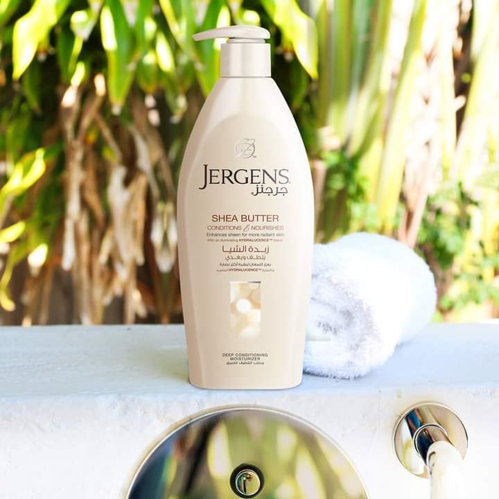 Jergens Lotion - Shea Butter, 400 ml in Pakistan