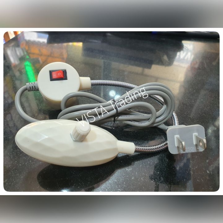 Super%20Bright%2022%20LED's%20Magnetic%20Portable%20Light%20Magnetic%20Base%20Flexible%20and%20with%20Dimmer%20Lamp%20for%20Sewing%20Machine%20and%20other%20Purpose%20for%20Lighting,%20sewing%20machine%20light,%20sewing%20machine%20magnetic%20light,%20magnetic%20base%20light%20-%20Image%204