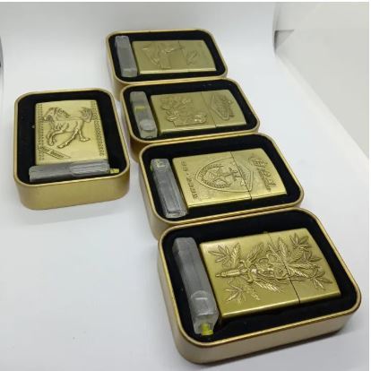 Zippo%20Premium%20Quality%20Lighter%20with%20Fuel%20-%20Image%205