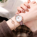 The student new watch women's ins small square lattice gift Fan Korean Japanese digital scale silent watch is for exclusive use of the exam. 