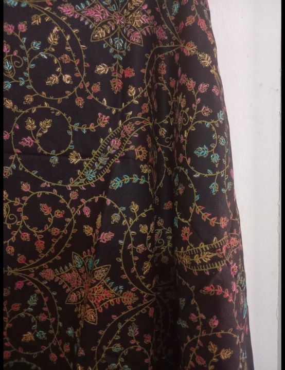 Black%20Pashmina%20Embroidered%20Stole%20-%20Image%204