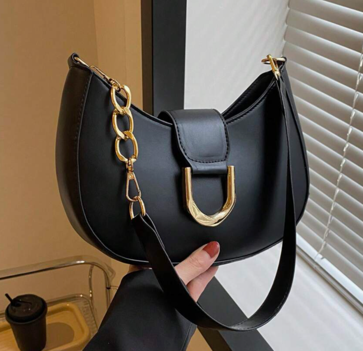 Lyana Eclipse Bag Black, Shoulder Handbags For Girls ,New Design Stylish Bags for University Ladies Handbags, Women Bags, Crossbody Bag for Woman, Travel Bags, Tote Bags, Crossbody Fashion Bags, and Stylish Gift Bags for girls