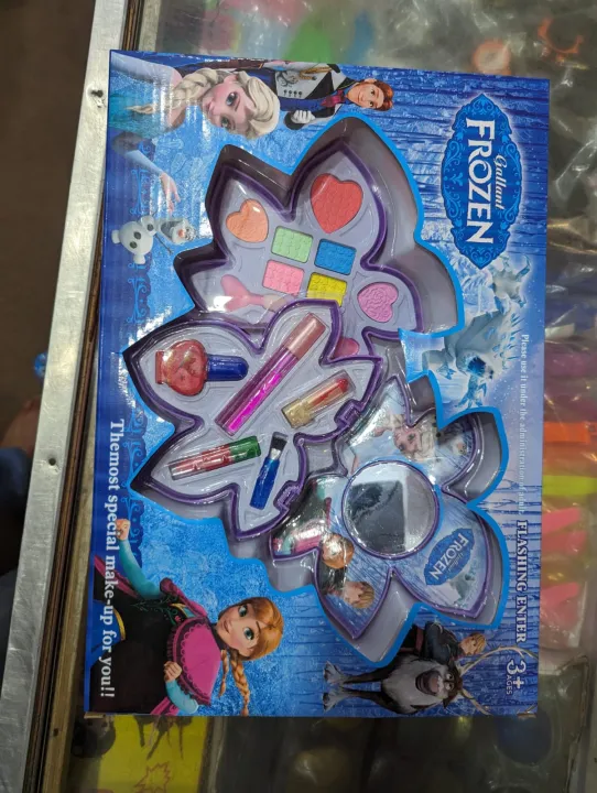 Best%20Frozen%20Makeup%20kit%20For%20Princess%20Girls%20%7C%20Disney%20Frozen%20Make%20Up%20Set%20%7C%20Beauty%20Kit%20For%20Girls%20%7C%20Beautiful%20makeup%20kit%20for%20Kids%20-%20Image%205
