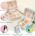 Jewellery Box Organiser, Mini Jewellery Box Travel PU Leather, Small Jewellery Box Portable Travel Jewellery Box for Rings Earrings Necklace Bracelets Watch Gift for Women Girls (Pink/Green). 