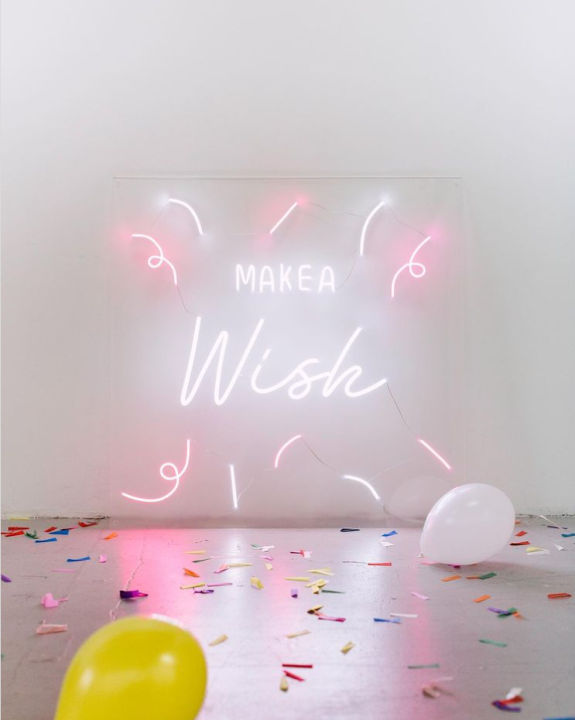 Make%20A%20Wish%20Neon%20Sign%20-%20LED%20Sign%20in%20White%20-%20Size:%202*2%20Sq.%20Ft.%20-%20Image%202