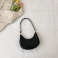 Trendy One-Shoulder Bags for Women2022New Fashion New Moon Bag Single Shoulder Women's Simple Handbagbags. 