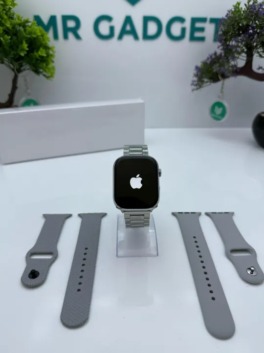 New%20Apple%20Series%2010%20Latest%20Model%20Smart%20watch%20With%20Apple%20Logo%20Premium%20Smart%20Watch%20For%20Men%20&%20Women%20%202%20Silicone%20Strap%20plus%20%20Rolex%20Chain%20Special%20Edition%20-%20Image%204