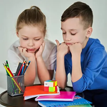 Speedy%20Magic%202x2x2%20Stickerless%20Cube%20Mechanical%20Tips%20Rubik's%20Cube%20-%20Image%202