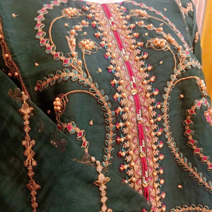 Women's%20Fashion%20%7C%20Embroidered%20Dress%20%7C%20Online%20Shop%20%7C%20ready%20to%20wear%20-%20Image%205