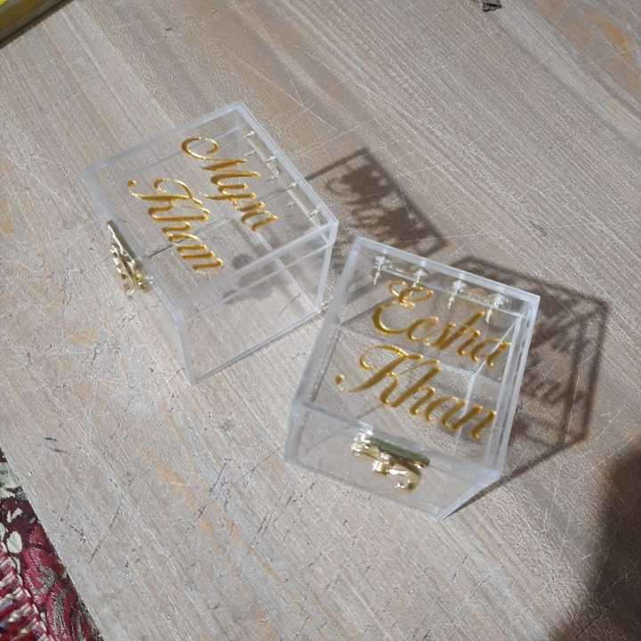 Gift%20Lock%20Box%20Acrylic%20Plastic%20Size%204x4x4%20,L%20x%20W%20x%20H%20-%20Image%205