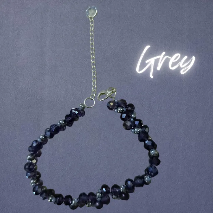 Dazzling%20Crystal%20Beaded%20Bracelets%20%E2%80%93%20Add%20a%20Sparkle%20to%20Your%20Style!%20-%20Image%208