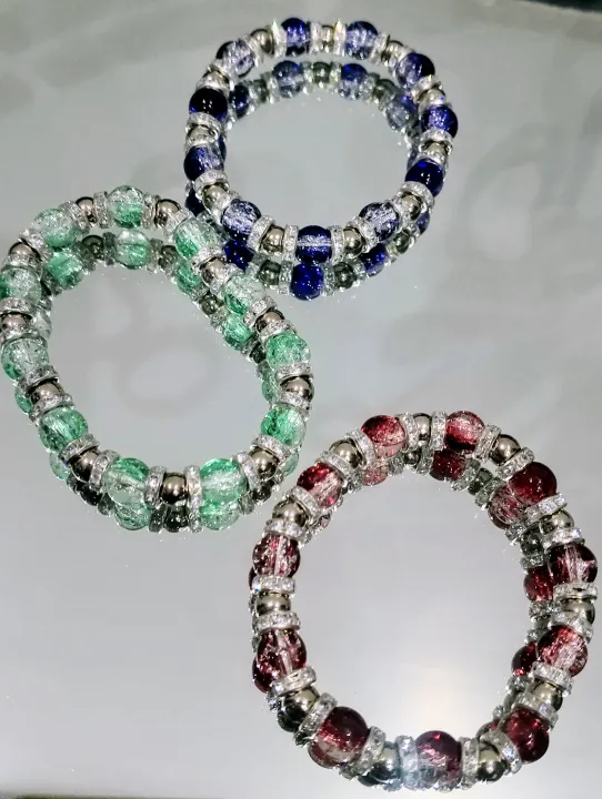 Glass%20Crackle%20Beads%20Stretch%20Bracelet%20%E2%80%93%20Stylish%20&%20Comfortable%20%E2%80%93%20For%20Girls%20&%20Women%20-%20Image%204