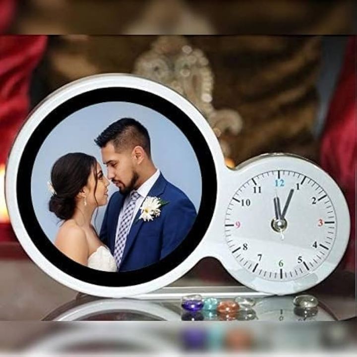 LED%20Magic%20Mirror%20Photo%20Frame%20with%20Digital%20Clock%20and%20Cable%2016.5cm%20ABS%20Lens%20-%20Image%203