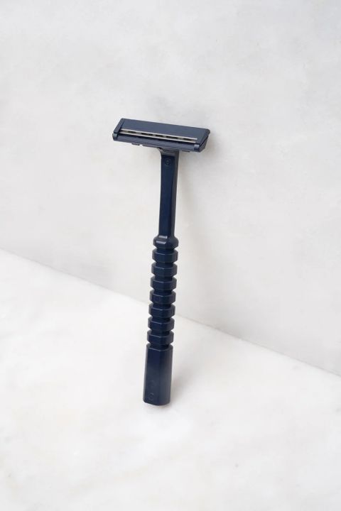 Treet%20Trim-II%20XL%20Twin%20Blade%20Disposable%20Razor%20-%20Image%205