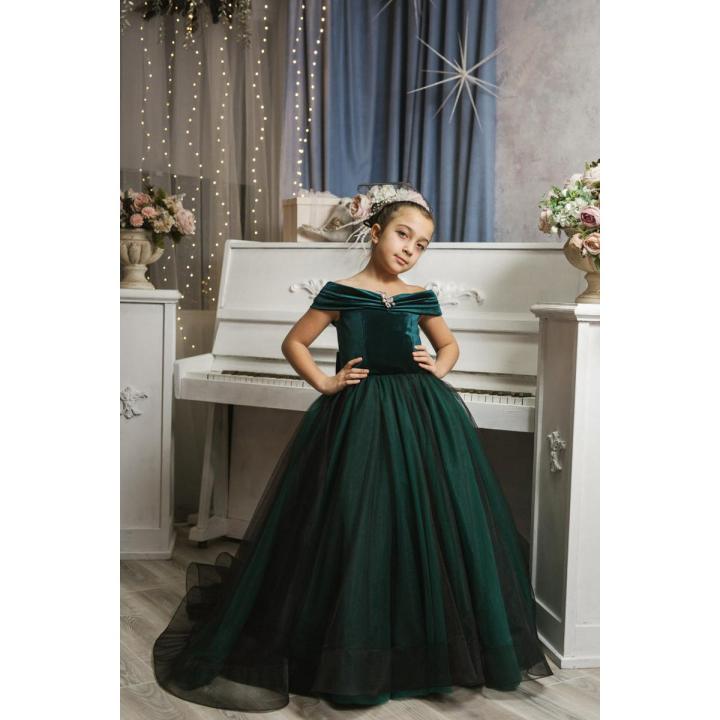 Black velvet flower girl dress best sale