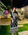 Ú©Ú‘Ú¾Ø§Ø¦ÛŒ ÙˆØ§Ù„ÛŒ Ø§Ù†ÚˆÛŒÙ† Ù…Ø±ØºÛŒ Ú©ÛŒ Ù„Ù…Ø¨ÛŒ Ú©Ø±ØªÛŒ Ø®ÙˆØ§ØªÛŒÙ† Ú©Û’ Ù„Ø¦Û’. 