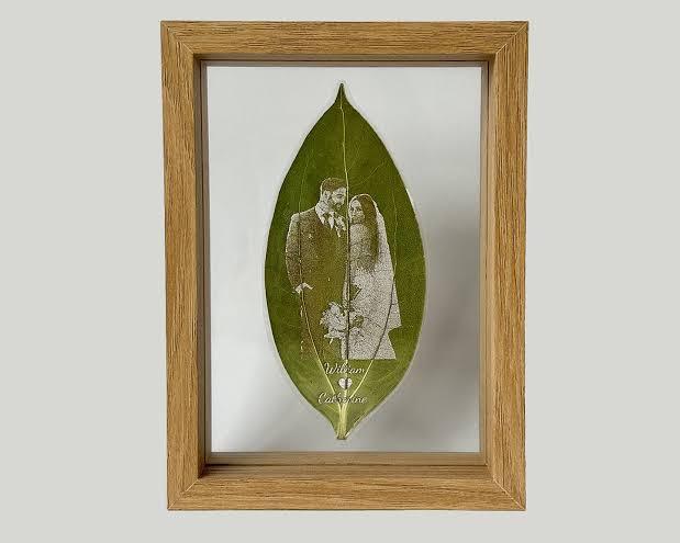 Personalized%20Leaf%20Engraving%20-%20Nature's%20Imprint%20-%20engrave%20you%20picture%20on%20leaf%20best%20personal%20d%C3%A9cor%20item%20-%20Image%205