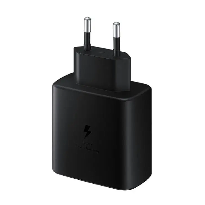 Samsung_45W%20Super%20Fast%20Charger%20With%20Type-C%20to%20Type-C%20Cable%20%7C%20PD%20Charger%20For%20all%20Mobile%20Phones%20and%20Samsung%20phones%20-%20Image%208