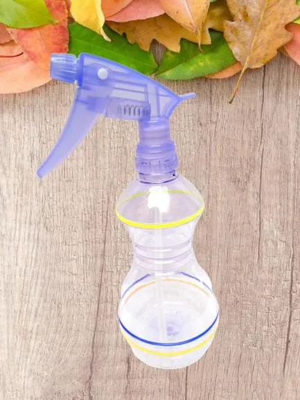 High%20Quality%20Imported%20Plastic%20shower%20bottle,water%20spray%20bottle%20700ml%20-%20Image%202