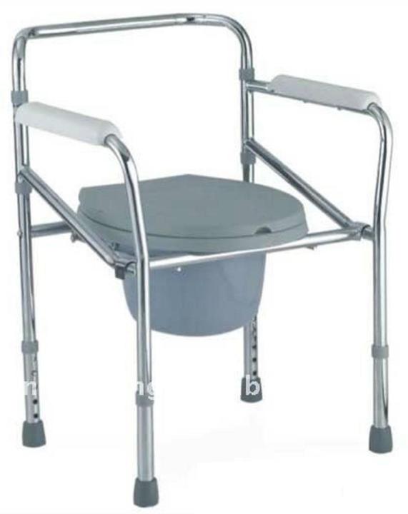 Imported%20Height%20Adjustable%20Toilet%20Commode%20Chair%20Folding%20-%20Image%204