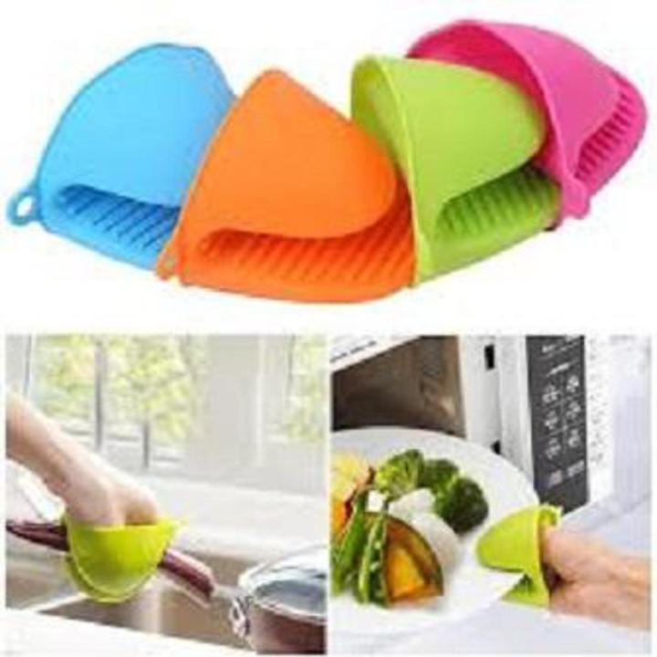 2Pc%20Silicone%20Heat%20Resistant%20Pot%20Holder(MULTICOLOR)%20-%20Image%202