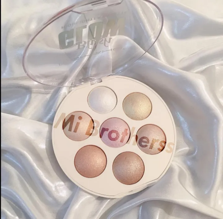 Professional%20Shiny%20Highlighter%20Palette%20Kit%207%20In%201%20%20High%20Quality%20Highlighter%20Makeup%20kit%20-%20Image%203