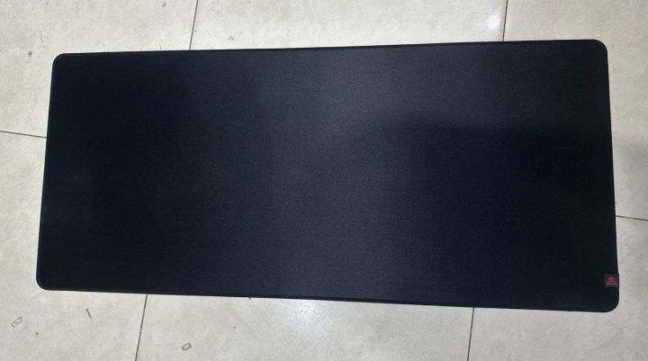 Gaming%20Mouse%20Pad%20Large%20XXL%20(900%20X%20400%20X%204%20MM)%20Thick%20Extended%20Mouse%20Mat%20Non-Slip%20Spill-Resistant%20Desk%20Pad%20with%20Special-Textured%20Surface,%20Anti-Fray%20Stitched%20Edges%20for%20Keyboard,%20PC%20-%20Black%20-%20Image%206